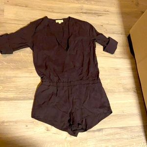 Cloth and stone short jumper